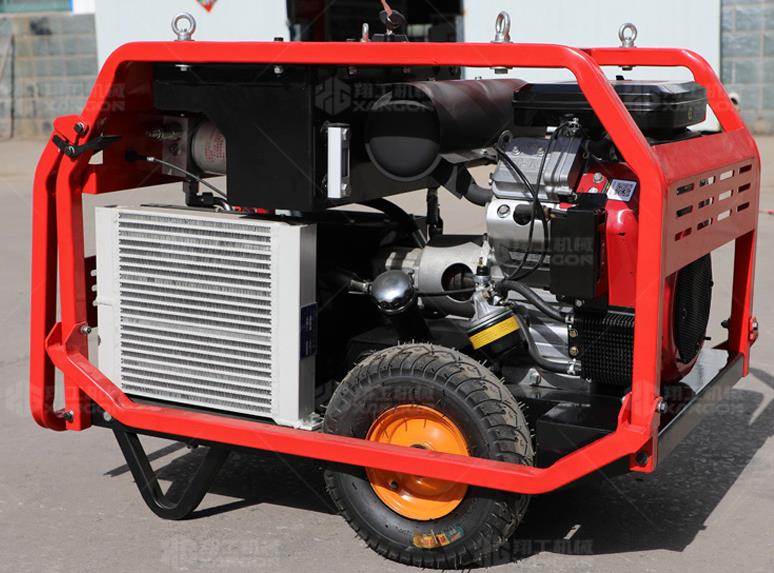 液(ye)壓動(dong)力站(zhan)