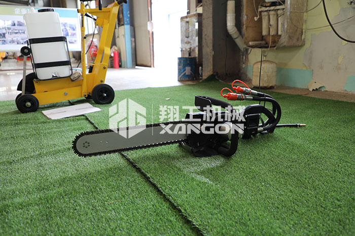 液(ye)壓鍊(lian)鋸