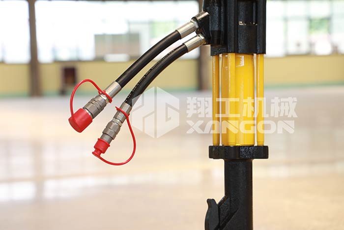 液(ye)壓破碎(sui)鎬