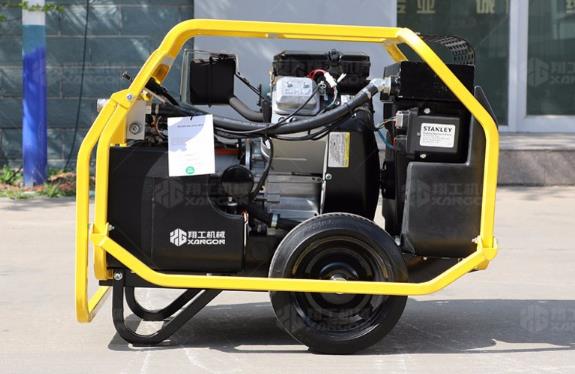 液(ye)壓動(dong)力站(zhan)